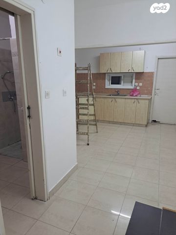 דירה, יציאת אירופה 16, יד אליהו, תל אביב יפו