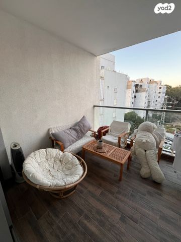 דירה, מעפילי אגוז 38, נווה חן, תל אביב יפו