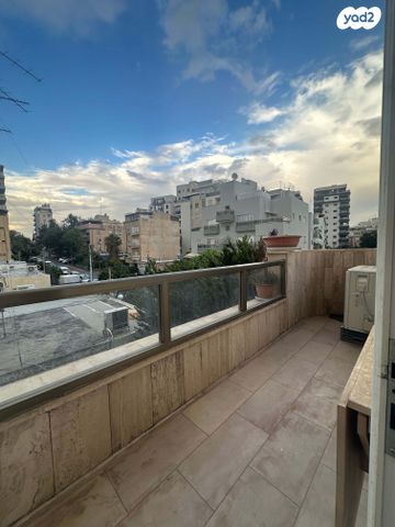 דירה, תל חי 70, נגבה, רמת גן