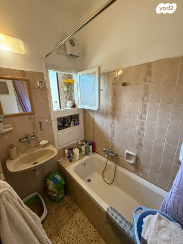 דירה, קרן היסוד 21, דרום מזרח, בת ים