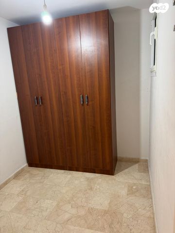 מרתף/ פרטר, הזמיר 9, המרכז, קרית אונו