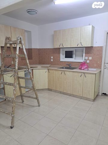 דירה, יציאת אירופה 16, יד אליהו, תל אביב יפו