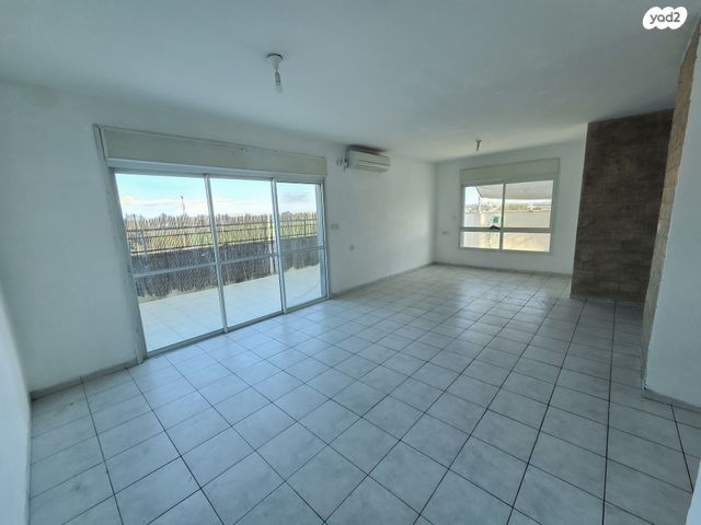 גג/ פנטהאוז, נהלל 4, הפארק - צפון ותיק, חדרה