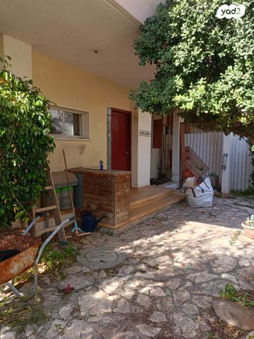 בית פרטי/ קוטג', החמנית 11, עמידר, נהריה