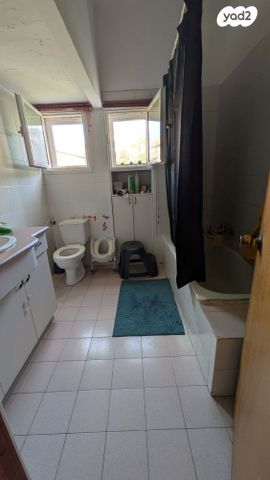 דירה, פרוג 4, שכונת חשמונאים, מרכז העיר א, רמת גן