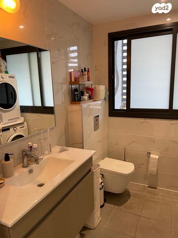 דירה, זטלר 16, כפר סבא הירוקה, כפר סבא