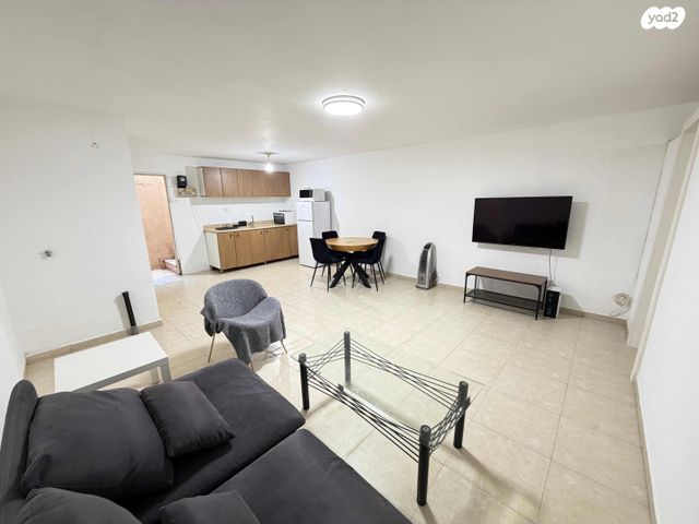 יחידת דיור, פרדריך הרמן קיש 21, צפון מזרח מרכז העיר, נתניה