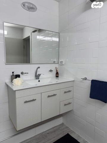 יחידת דיור, קמיל הויסמנס 8, הוד הכרמל, דניה, חיפה