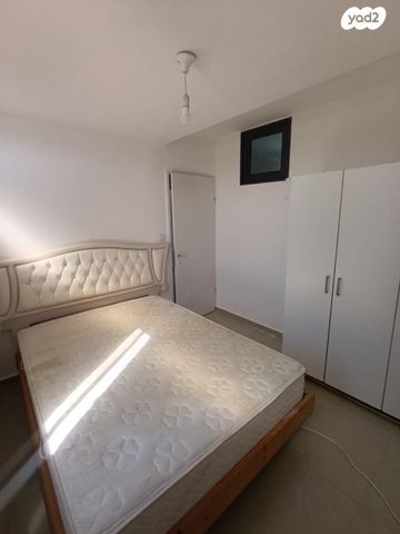 שדרות הנרייטה סולד 25