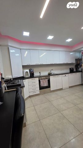 דירת גן, יהושפט 5, רמת השקמה, רמת גן