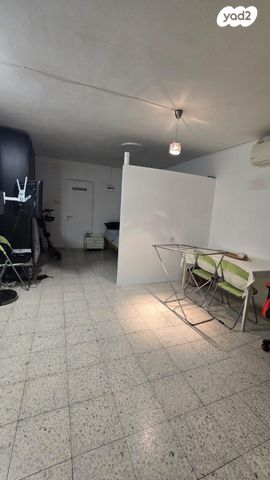 יחידת דיור, דרך זאב ז'בוטינסקי 153, נחלת גנים, רמת גן