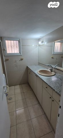 שדרות בנימין 49