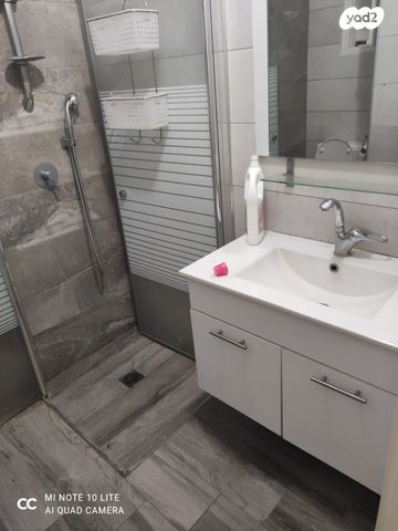 דירה, ניצנה 19, ניצנה, בת ים