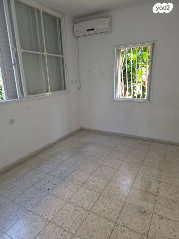 דירה, יוסף ברץ 18, נאות רחל, חולון