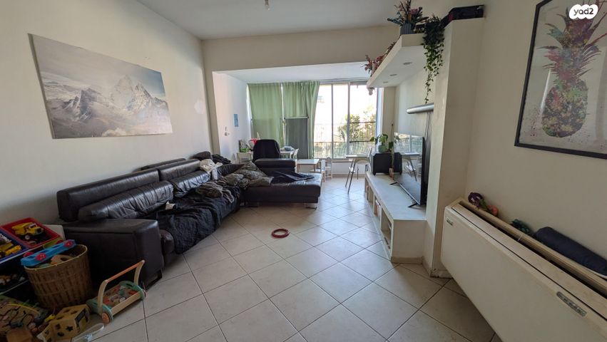 דירה, פרוג 4, שכונת חשמונאים, מרכז העיר א, רמת גן