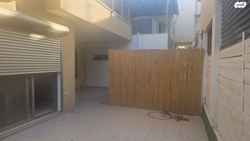 בית פרטי/ קוטג', הרב מיימון 25, עין התכלת, נתניה