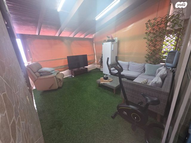 דירה, שקד 56, מורדות טבריה, טבריה