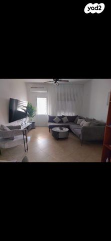 דופלקס, האצ"ל 156, שיכון ד', קרית שמונה