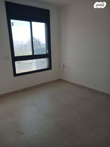 דירה, לאה גולדברג 6, צפון נס ציונה, נס ציונה