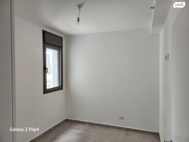 דירה, יצחק שמיר 14, רמת הדר, גבעת שמואל