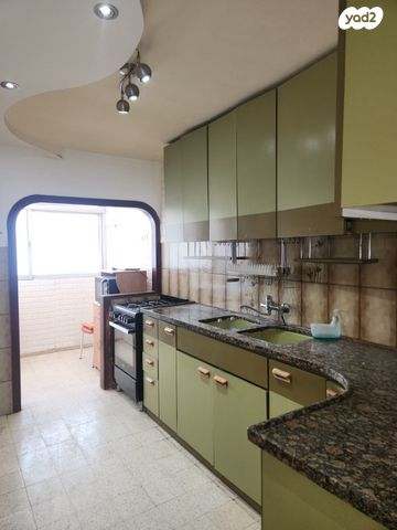 דירה, החסידה 10, שאר העיר, חצור הגלילית