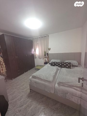 דירה, שקד 56, מורדות טבריה, טבריה