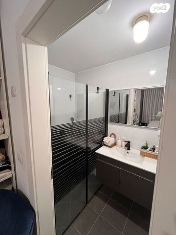 דירה, מעפילי אגוז 38, נווה חן, תל אביב יפו