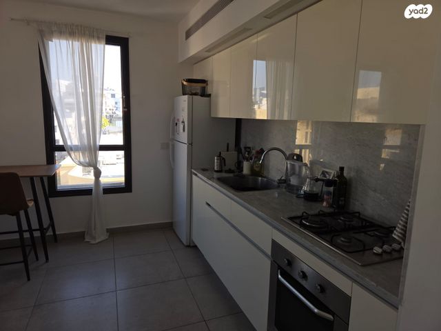 דירה, הרב יצחק ידידיה פרנקל 32, פלורנטין, תל אביב יפו