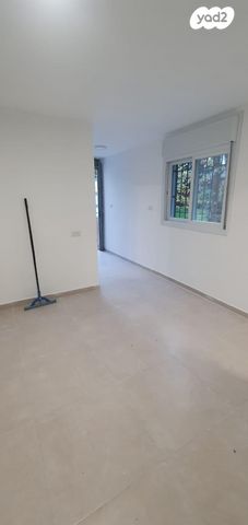 דירה, יחזקאל דוד גויטיין 10, פסגת זאב, ירושלים