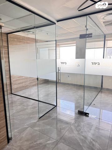 משרדים, דרך זאב ז'בוטינסקי 7, בורסה, רמת גן