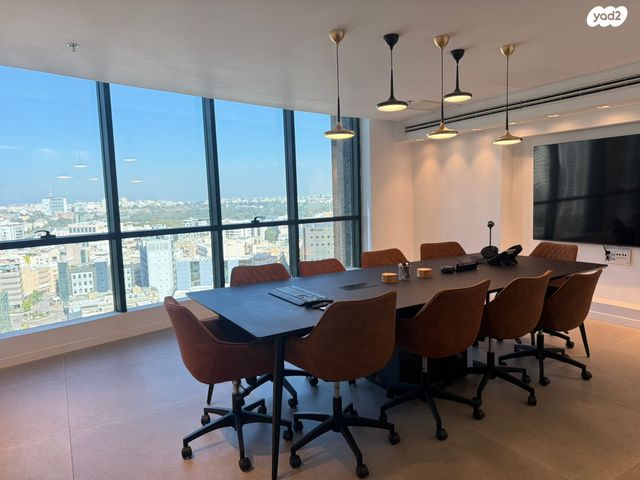 משרדים, היצירה 3, בורסה, רמת גן