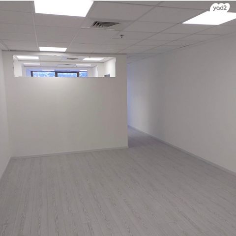 משרדים, הרץ 3, צומת הקריות, חוף שמן, חיפה