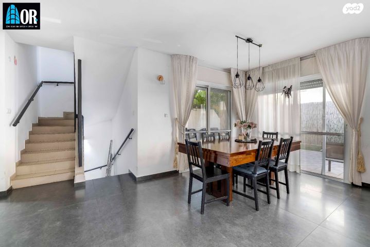 בית פרטי/ קוטג', שדה ורבורג, קרית גנים, ראשון לציון