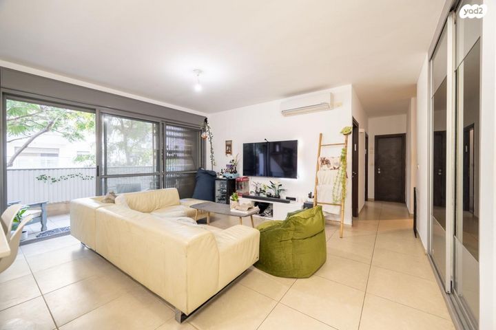 דירה, הפלמ"ח, רמת ורבר, פתח תקווה