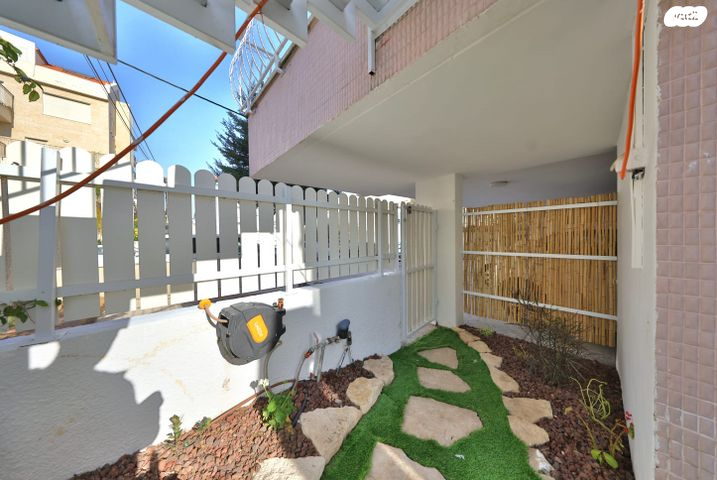 דירה, השקד, קרית חיים מזרחית, חיפה