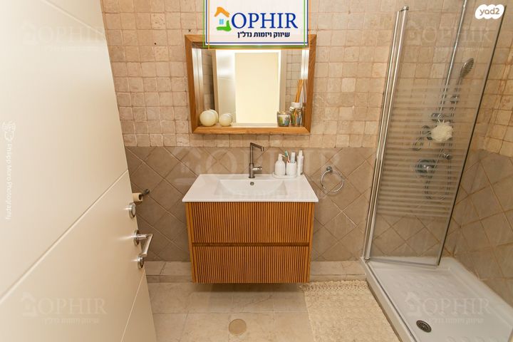 דו משפחתי, פרץ ברנשטיין 17, רמת אשכול, חיפה