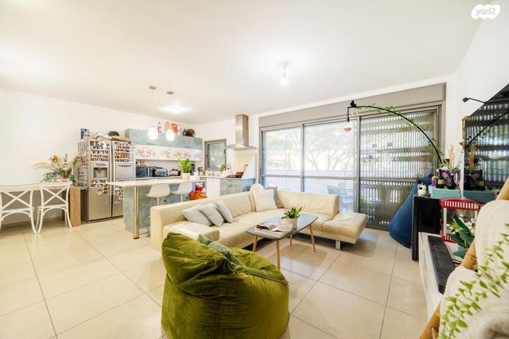 דירה, הפלמ"ח, רמת ורבר, פתח תקווה