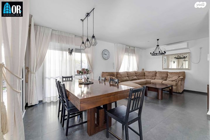 בית פרטי/ קוטג', שדה ורבורג, קרית גנים, ראשון לציון