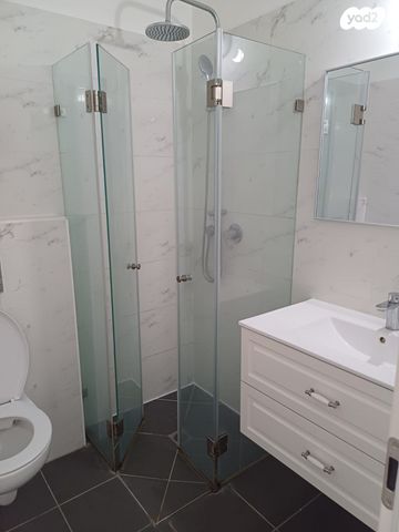 דירה, אור ים, אור עקיבא