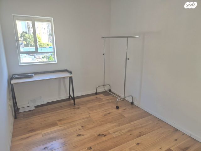 בית פרטי/ קוטג', קרית יערים, רמת השרון