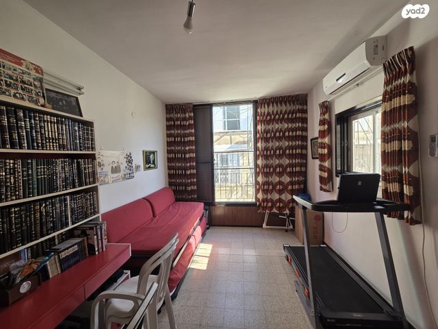 גג/ פנטהאוז, רשב"ם 8, קרית נדבורנא, בני ברק