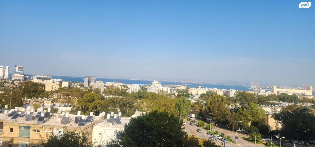 דירה, קדושי דמשק, חיפה