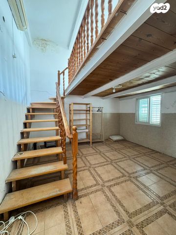 טריפלקס, הראובני 18, עג'מי, גבעת העליה, תל אביב יפו