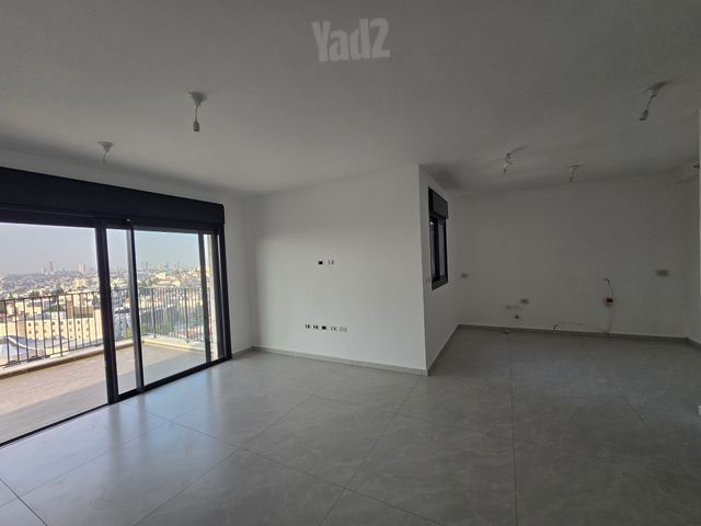 דירה למכירה בירושלים (תיווך) — 4