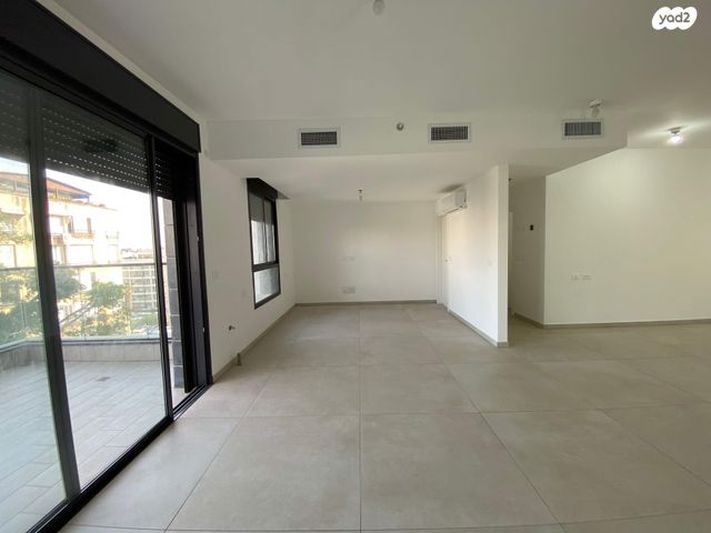 דירה, א' / צפון מזרח העיר, רחובות