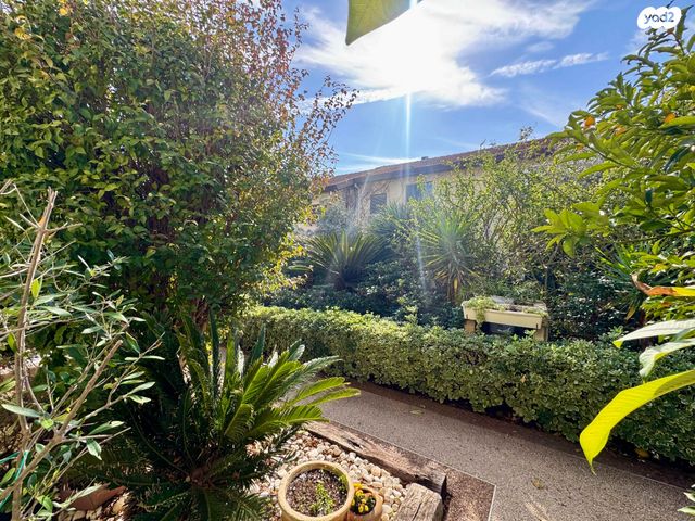 דו משפחתי, שיכוני מזרחי, כפר סבא