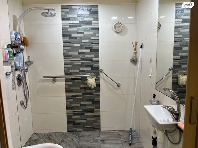 דירה, השכונה הוותיקה, גבעת שמואל