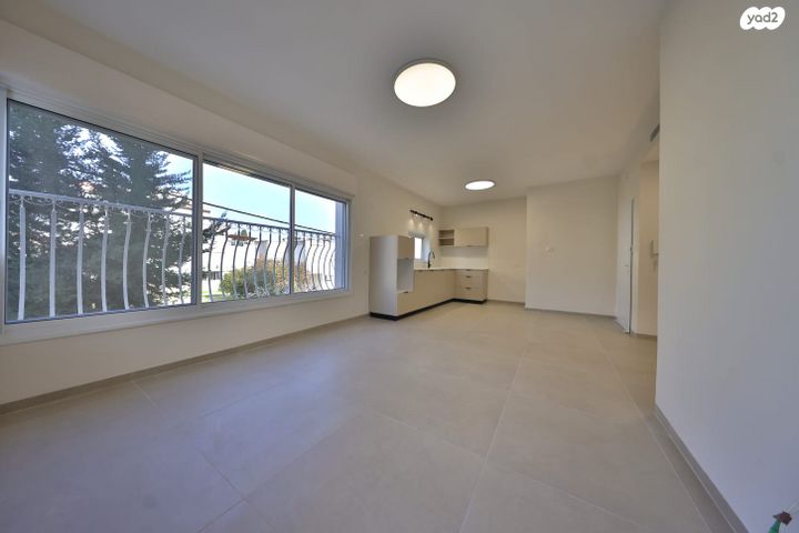 דירה, השקד, קרית חיים מזרחית, חיפה