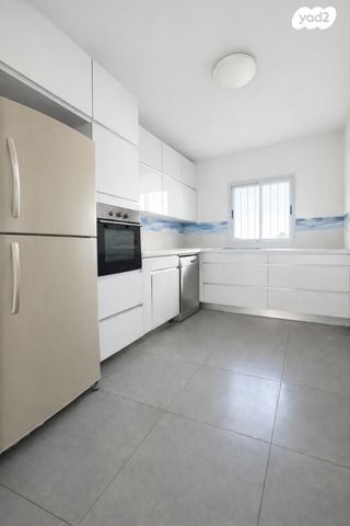 שמעון בן צבי 