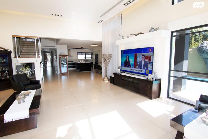 בית פרטי/ קוטג', אביב, ראש העין